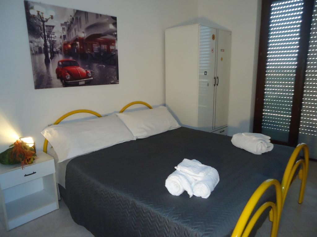 Casa Mozart B&B Lecce Exteriör bild